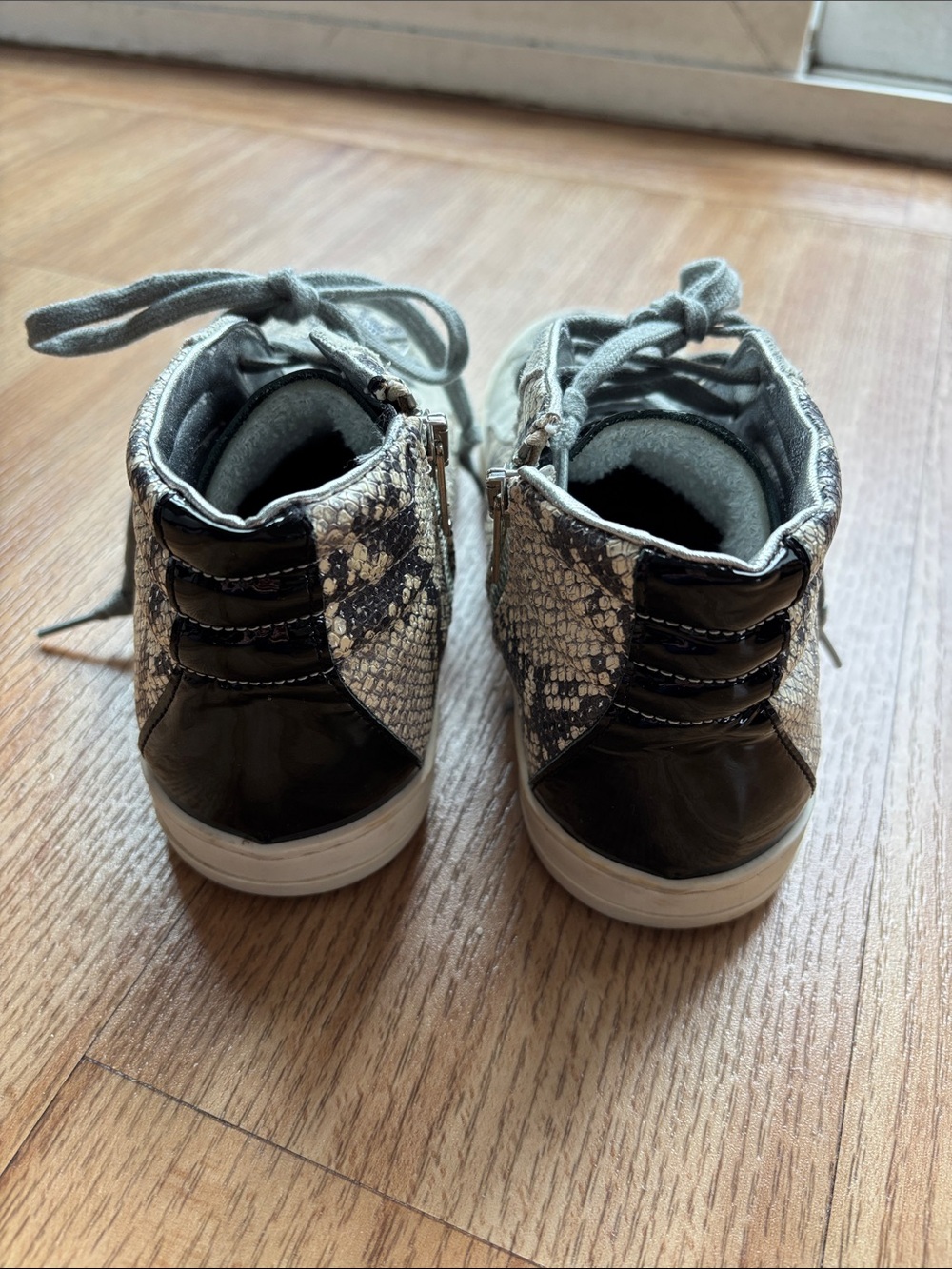 P448 Python Star High-Top Sneaker Size 9 - Picture 6 of 7
